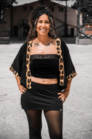 KIMONO CORTO / Negro con leopardo