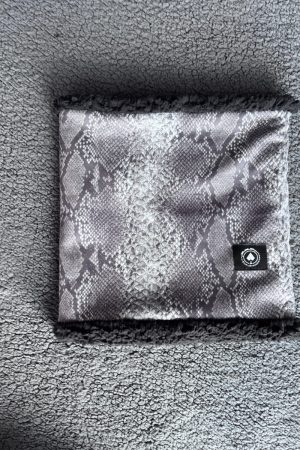 CUELLO / Serpiente