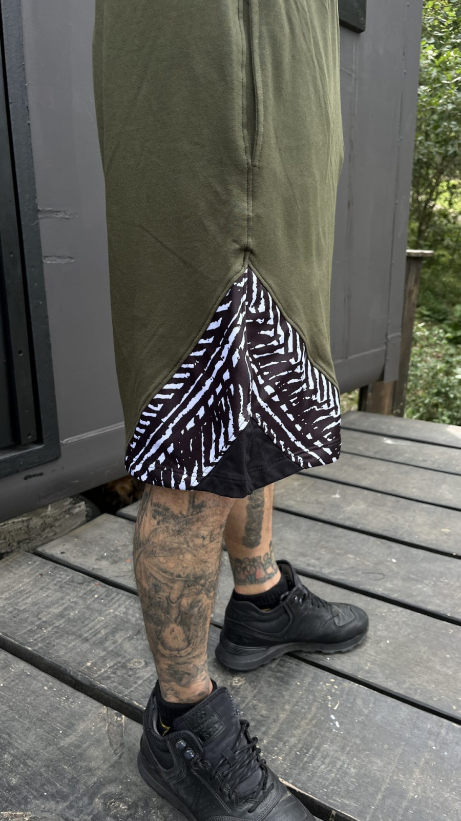 TRIANGLE BASKET PANTS / green + abstract - Imagen 2