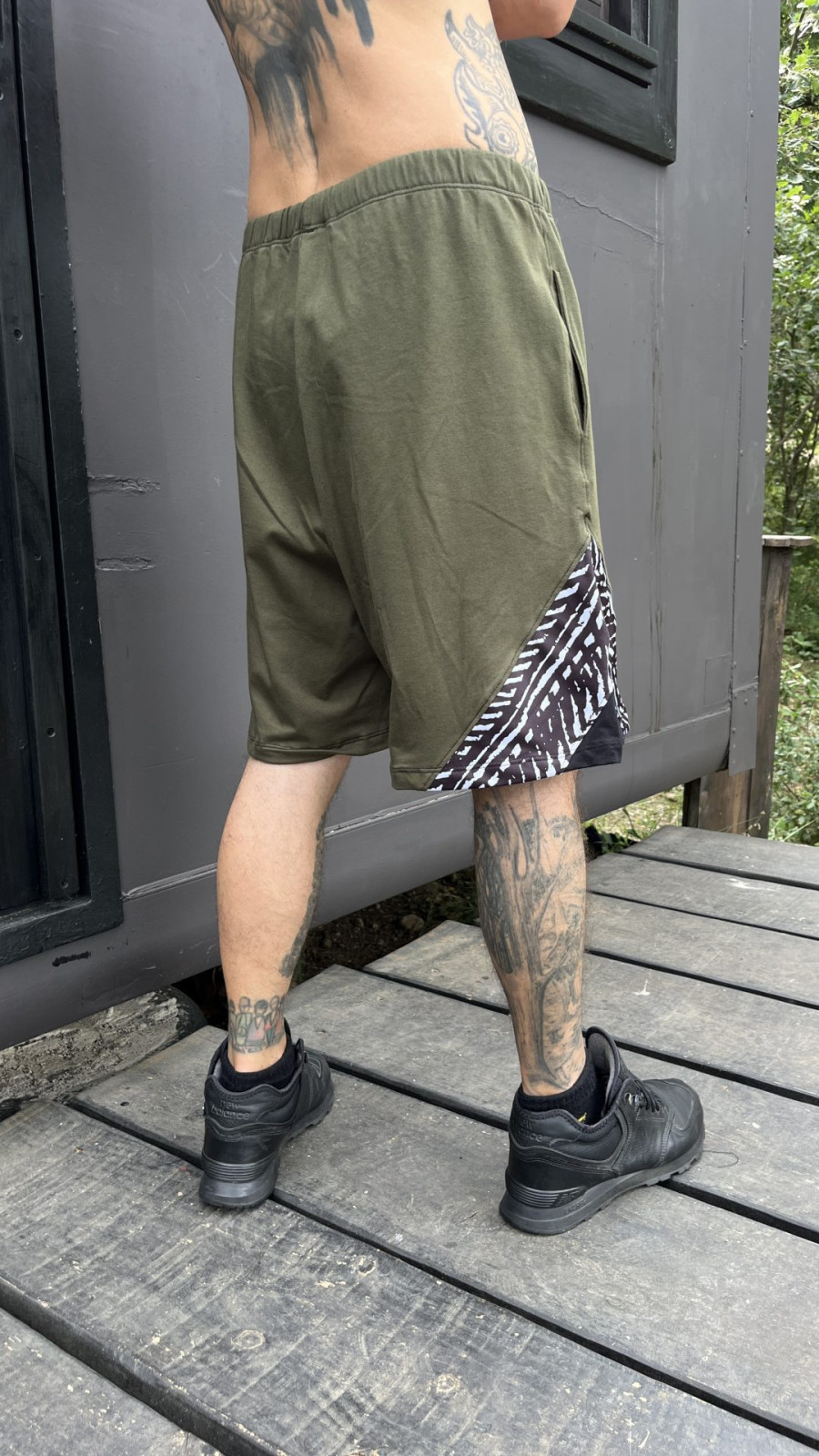 TRIANGLE BASKET PANTS / green + abstract - Imagen 3