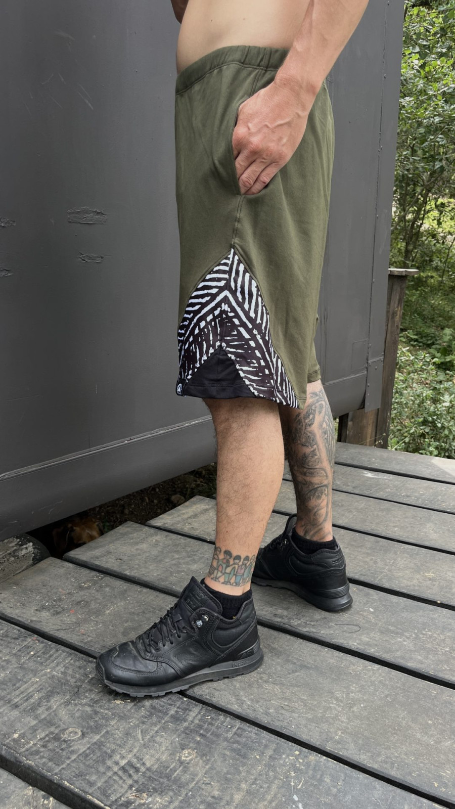 TRIANGLE BASKET PANTS / green + abstract - Imagen 5