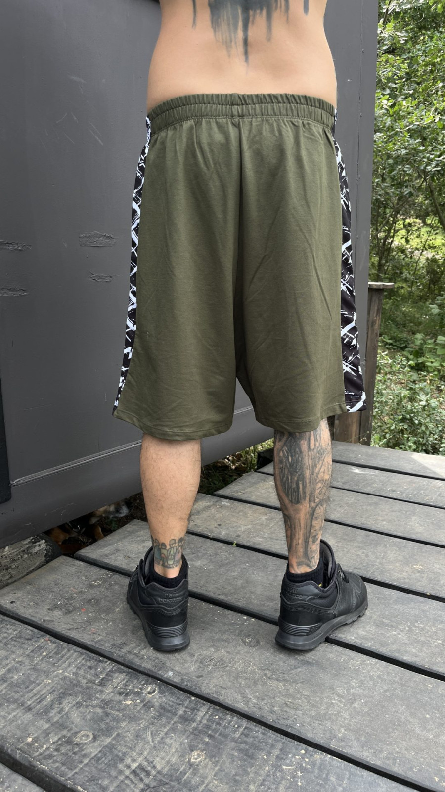LINE BASKET PANTS / green + abstract - Imagen 2