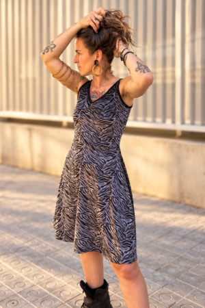 VESTIDO CAMPANA / terciopelo zebra gris