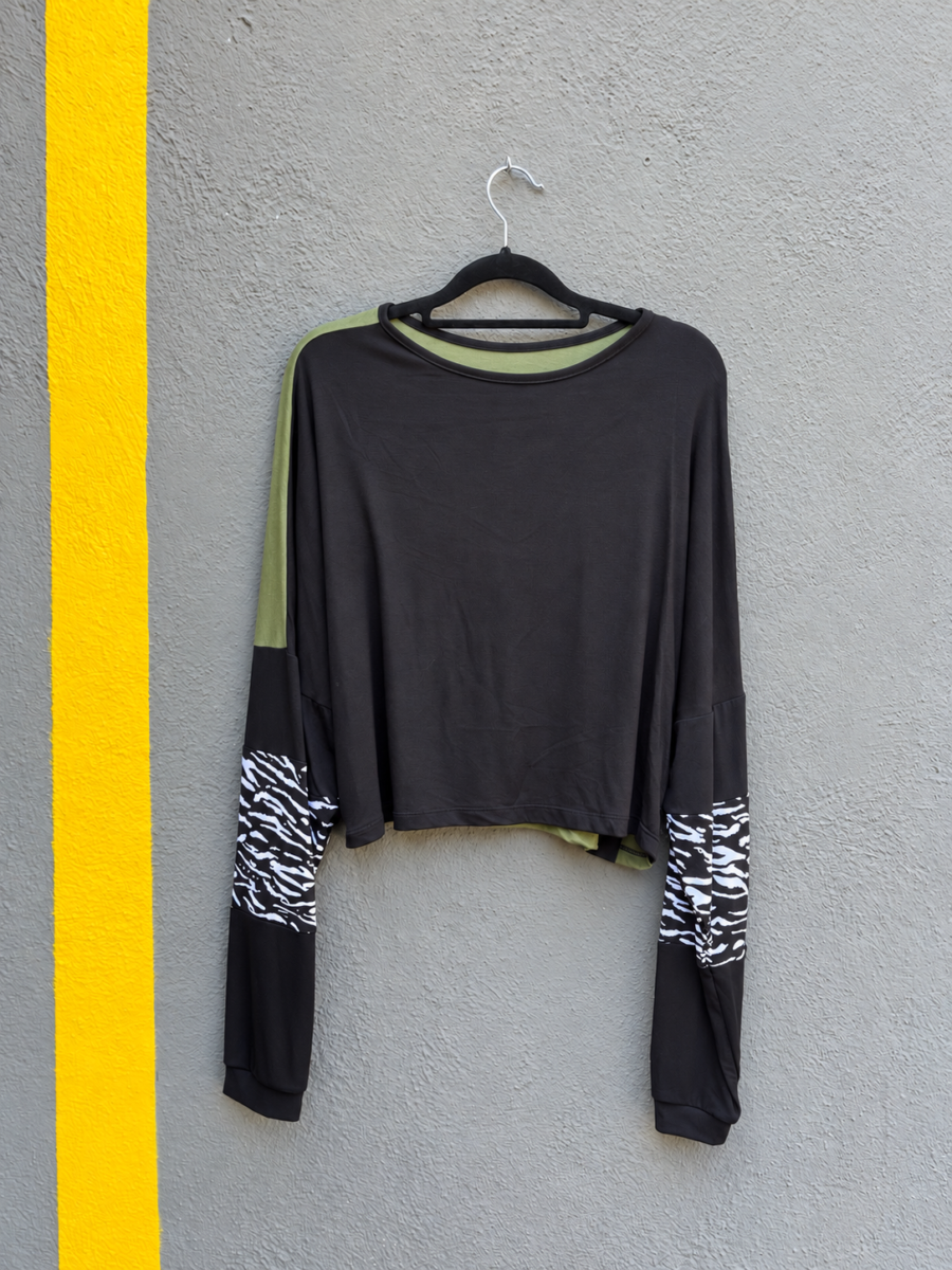 CAMISETA NUT / Verde y Zebra - Imagen 2
