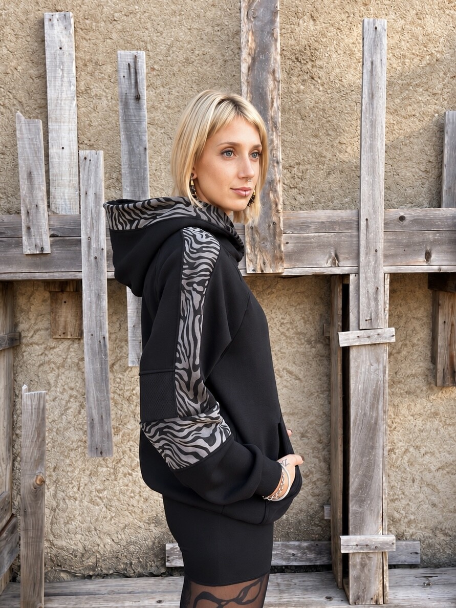 SUDADERA PETRA / Zebra gris peludita - Imagen 5